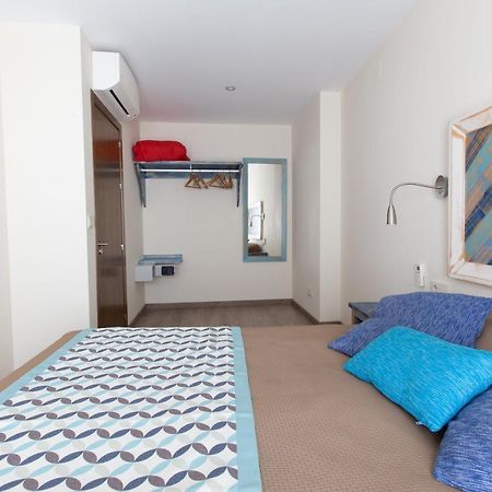 Apartamentos El Gallo Марбелья Екстер'єр фото